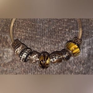 ✨(9) PANDORA BRACELET CHARMS✨